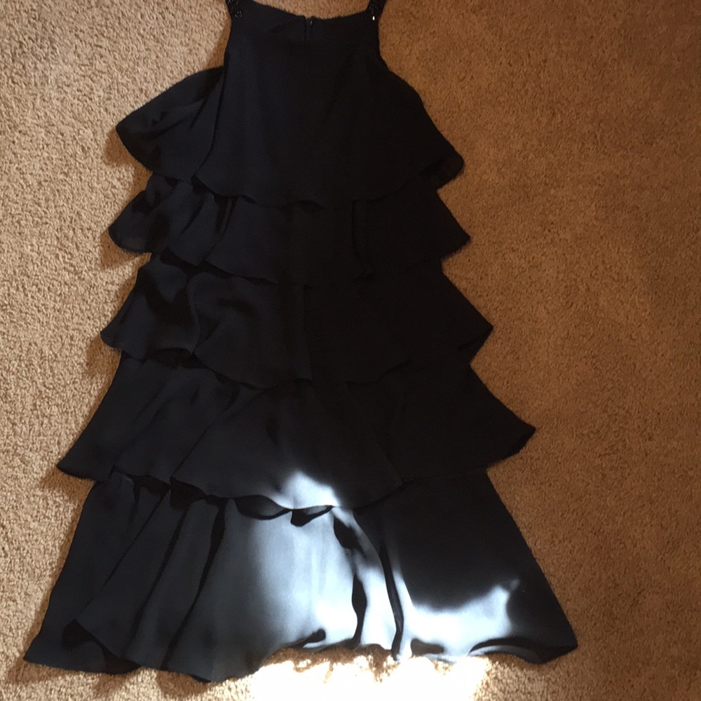 Ruffle black zipper dress